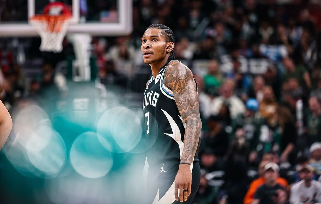 Κράτησαν τον Πόρτερ τζούνιορ οι Μπακς, «έχασαν» τον Μπρουκ Λόπεζ