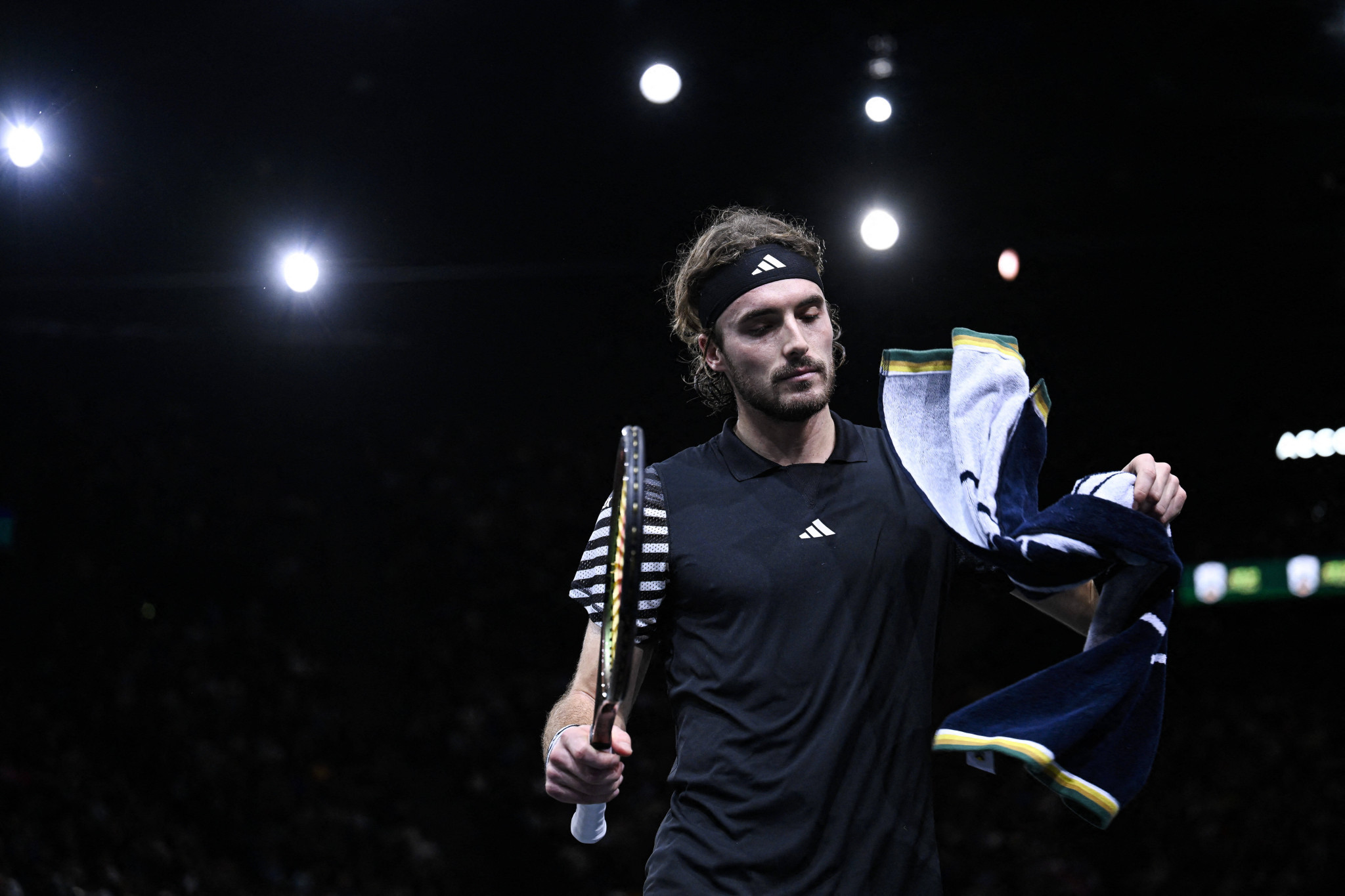 Αυτό είναι το πρόβλημα του Τσιτσιπά που «δεν εξαφανίζεται, ούτε μειώνεται»