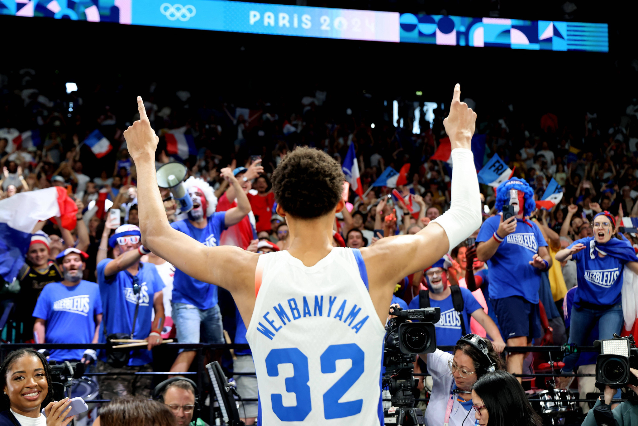 Η γαλλική επανάσταση στον «μαγικό πλανήτη» συνεχίζεται…