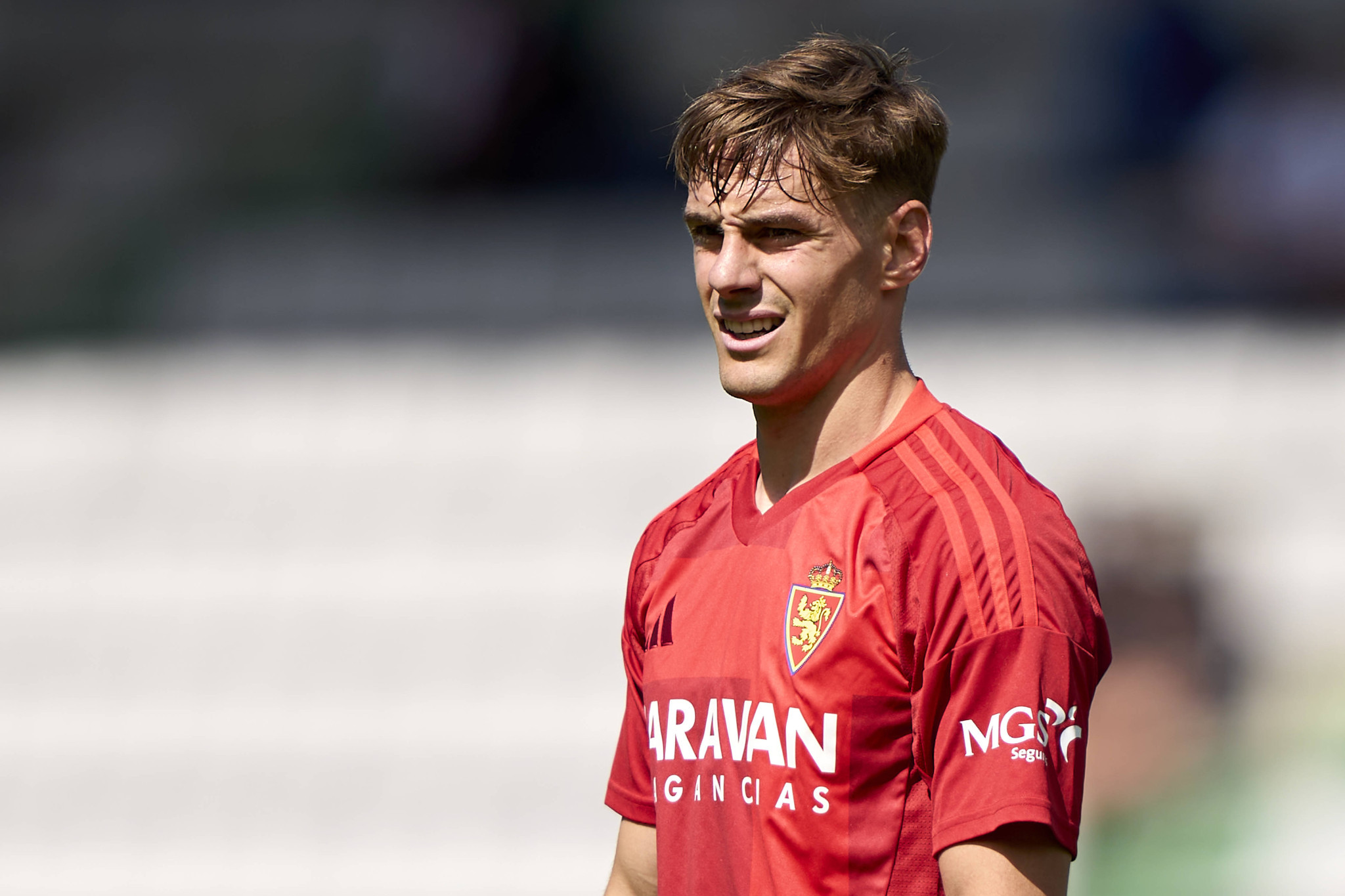 Ο Ντάνι Γκόμεθ της Σαραγόσα μια ανάσα από το να ντυθεί στα κιτρινόμαυρα