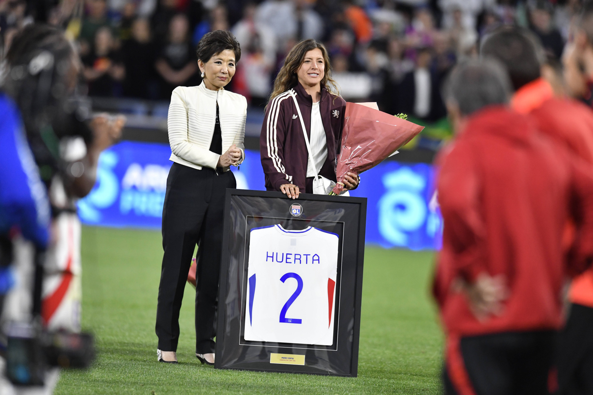 Μετά τον υποβιβασμό, η Λιόν προσέλαβε γυναίκα πρόεδρο και έγραψε ιστορία