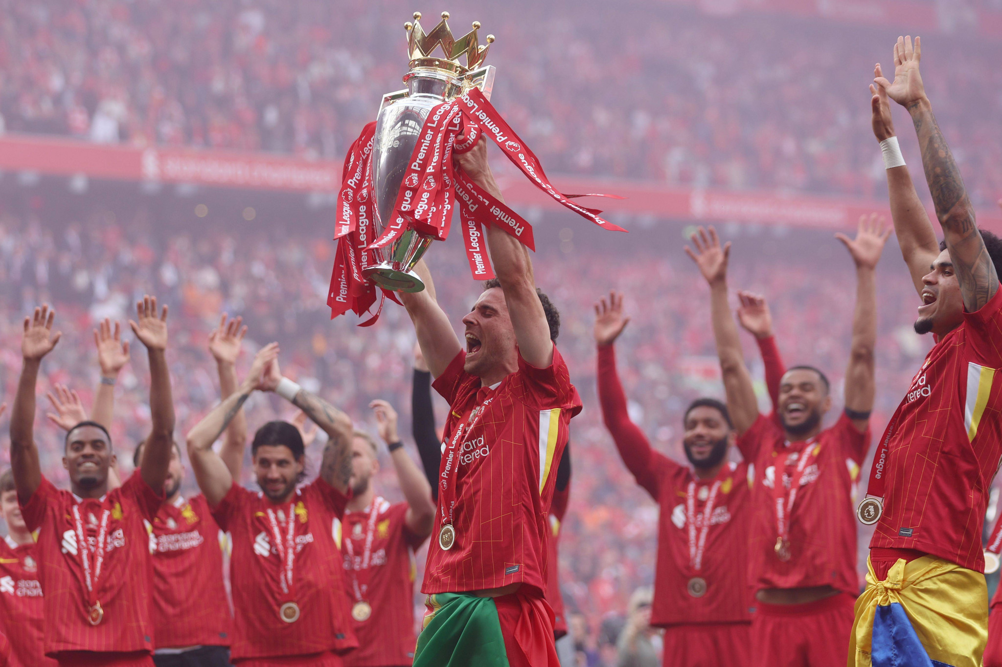 «Oh his name is DIOGO» - Το τραγούδι των «Reds» για τον Ντιόγκο Ζότα που πλέον δεν βρίσκεται στη ζωή