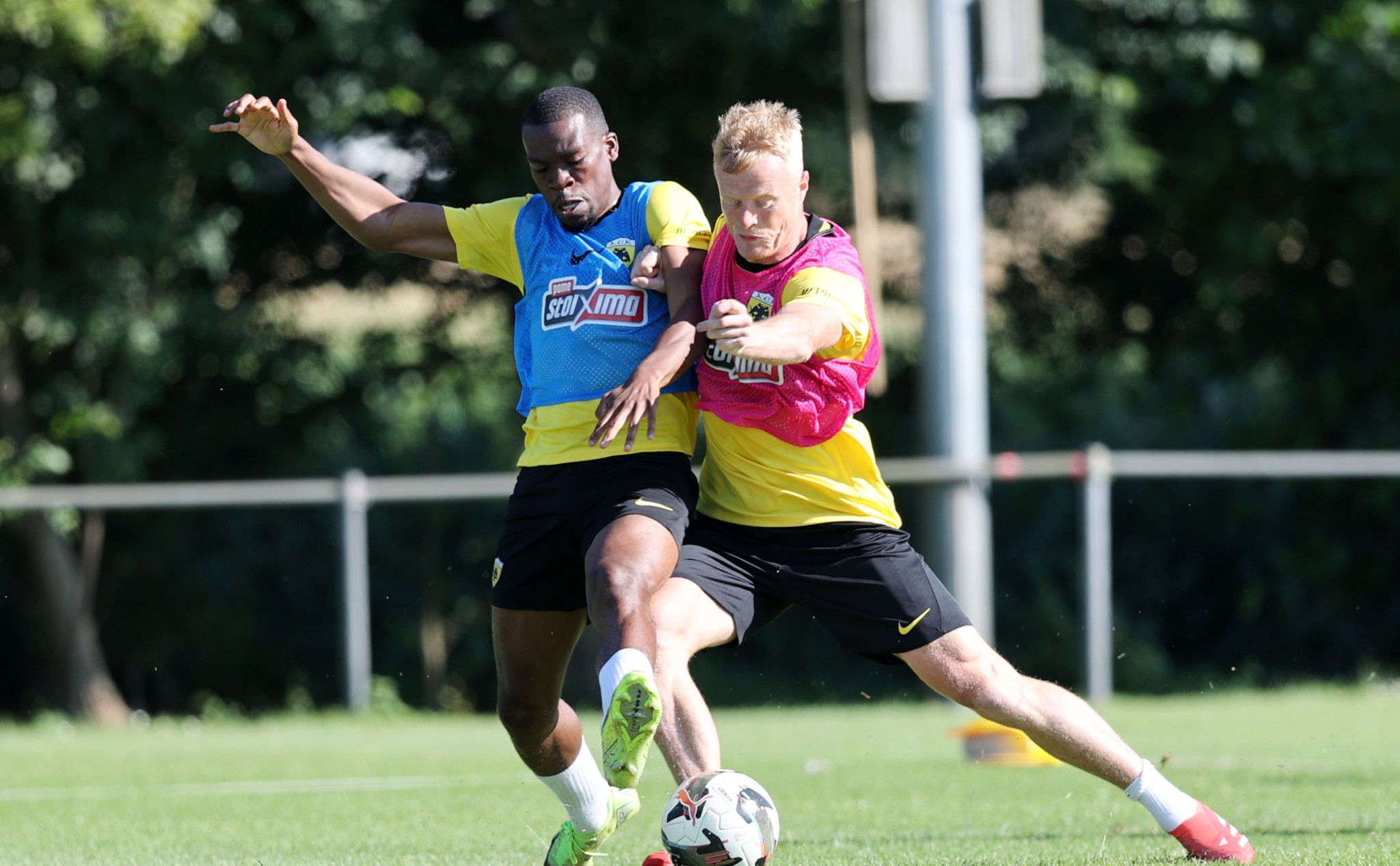 Κανένα ρεπό ο  Γιόνσον - Το πρωί πήγε μόνος του για έξτρα προπόνηση