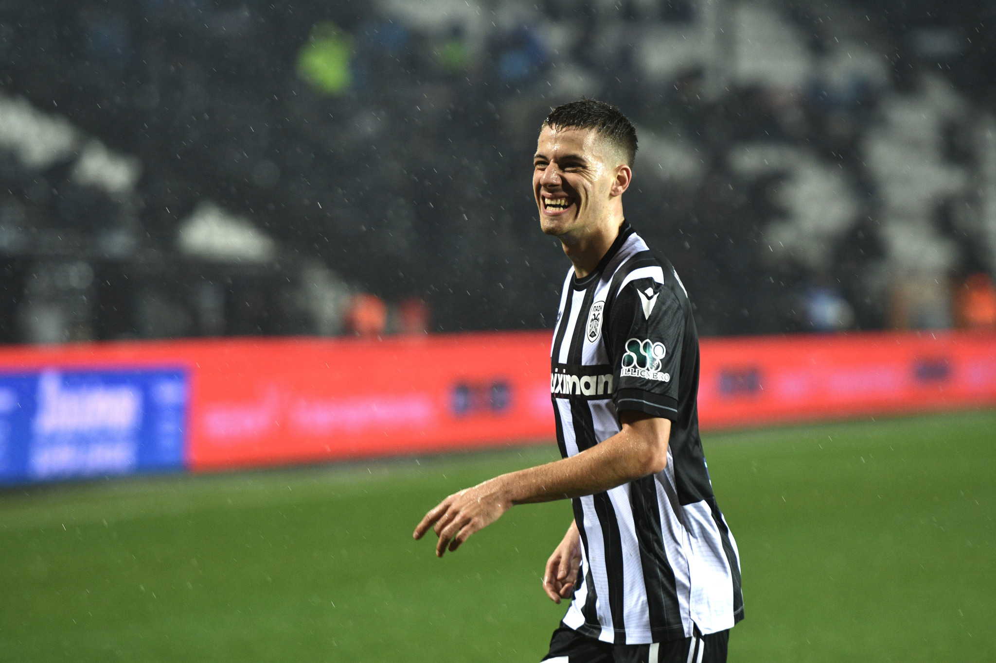 «Η Στουτγκάρδη εξακολουθεί να έχει ως κορυφαίο στόχο της τον Κωνσταντέλια»