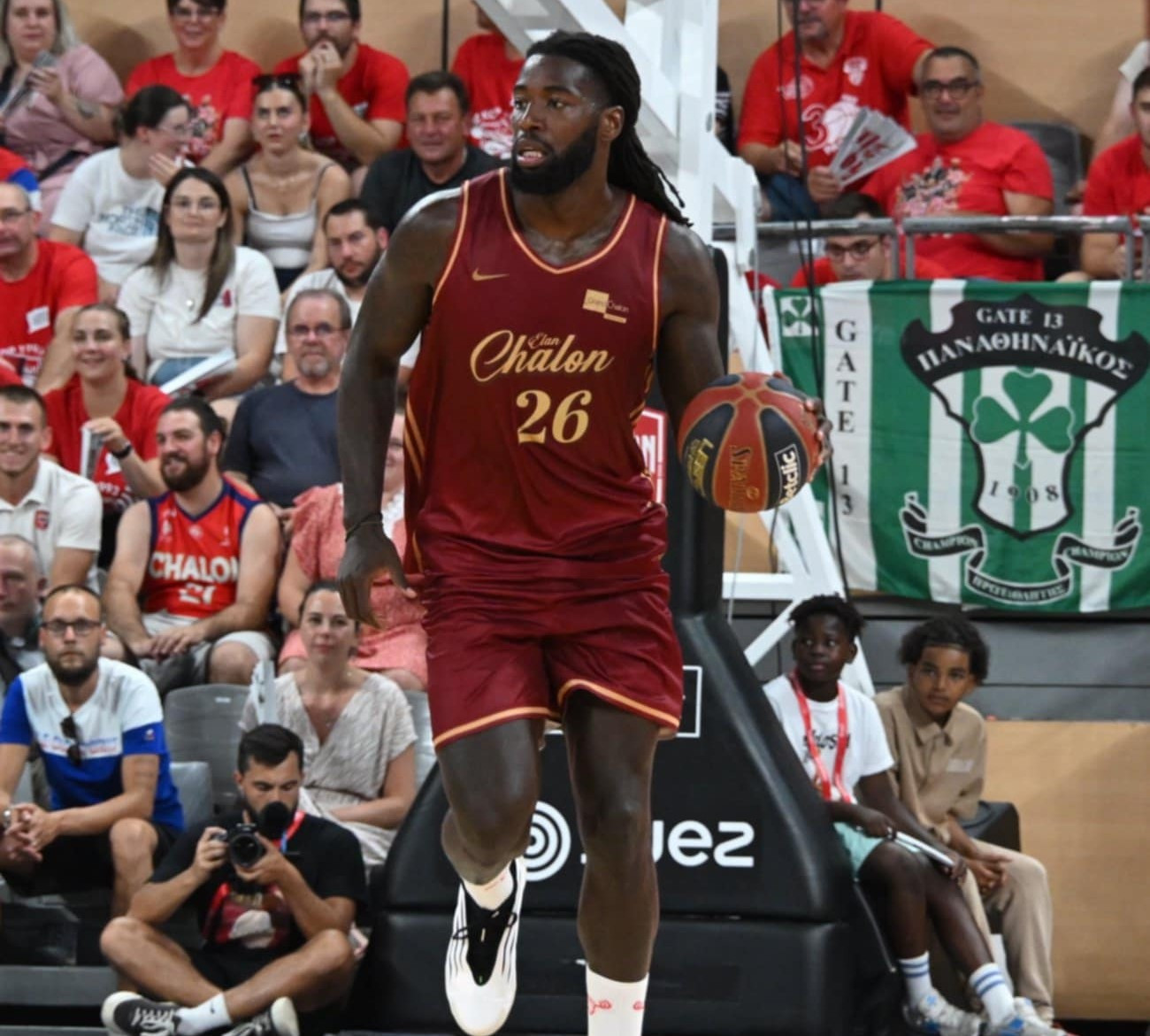 Επιστροφή στη δράση για τον Λεσόρ - Έπαιξε σε αγώνα «θρύλων» της Σαλόν