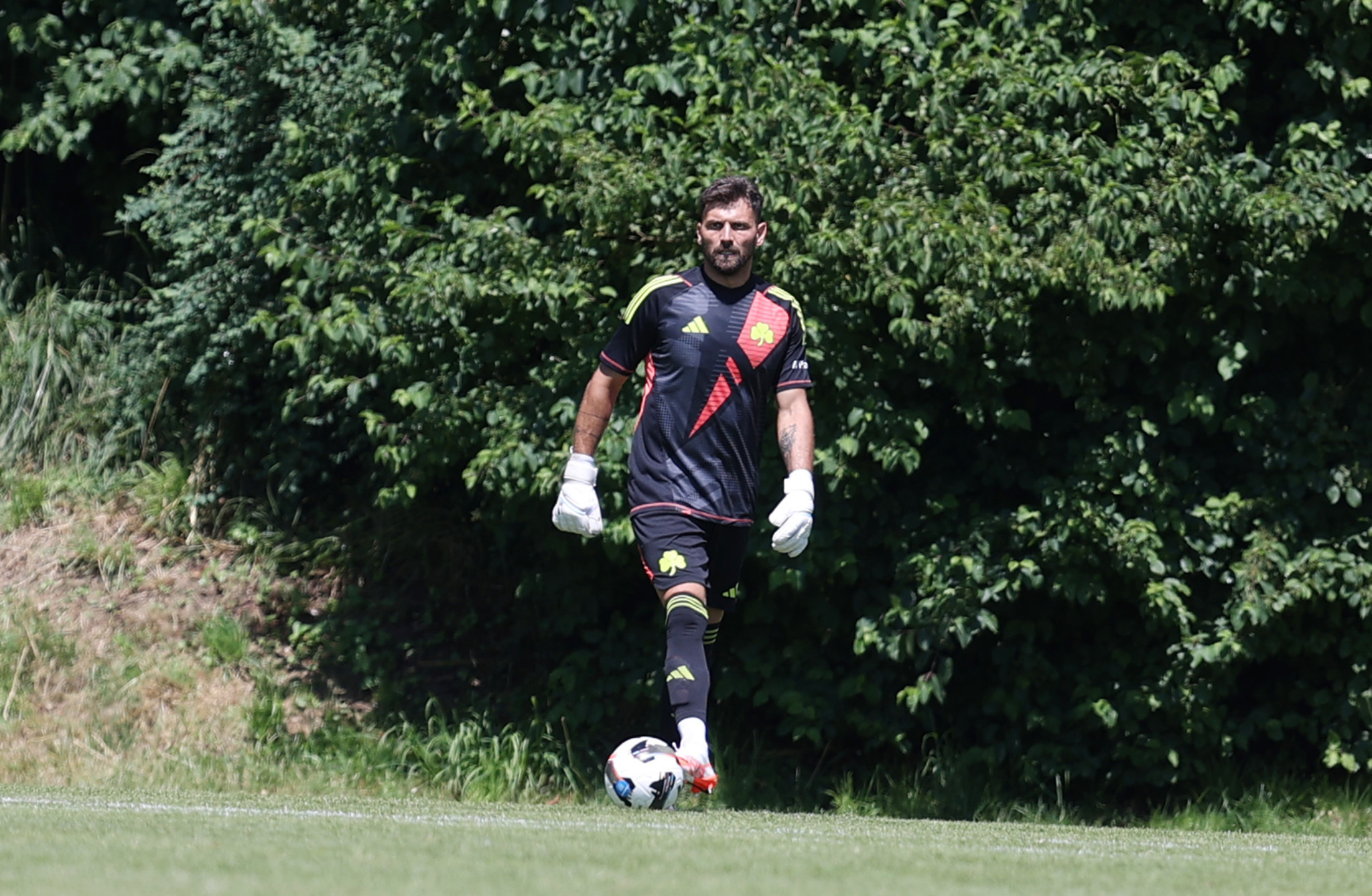 Ο Δώνης «καλεί» Λοντίγκιν κι ο Παναθηναϊκός φουλάρει για να κλείσει άμεσα γκολκίπερ