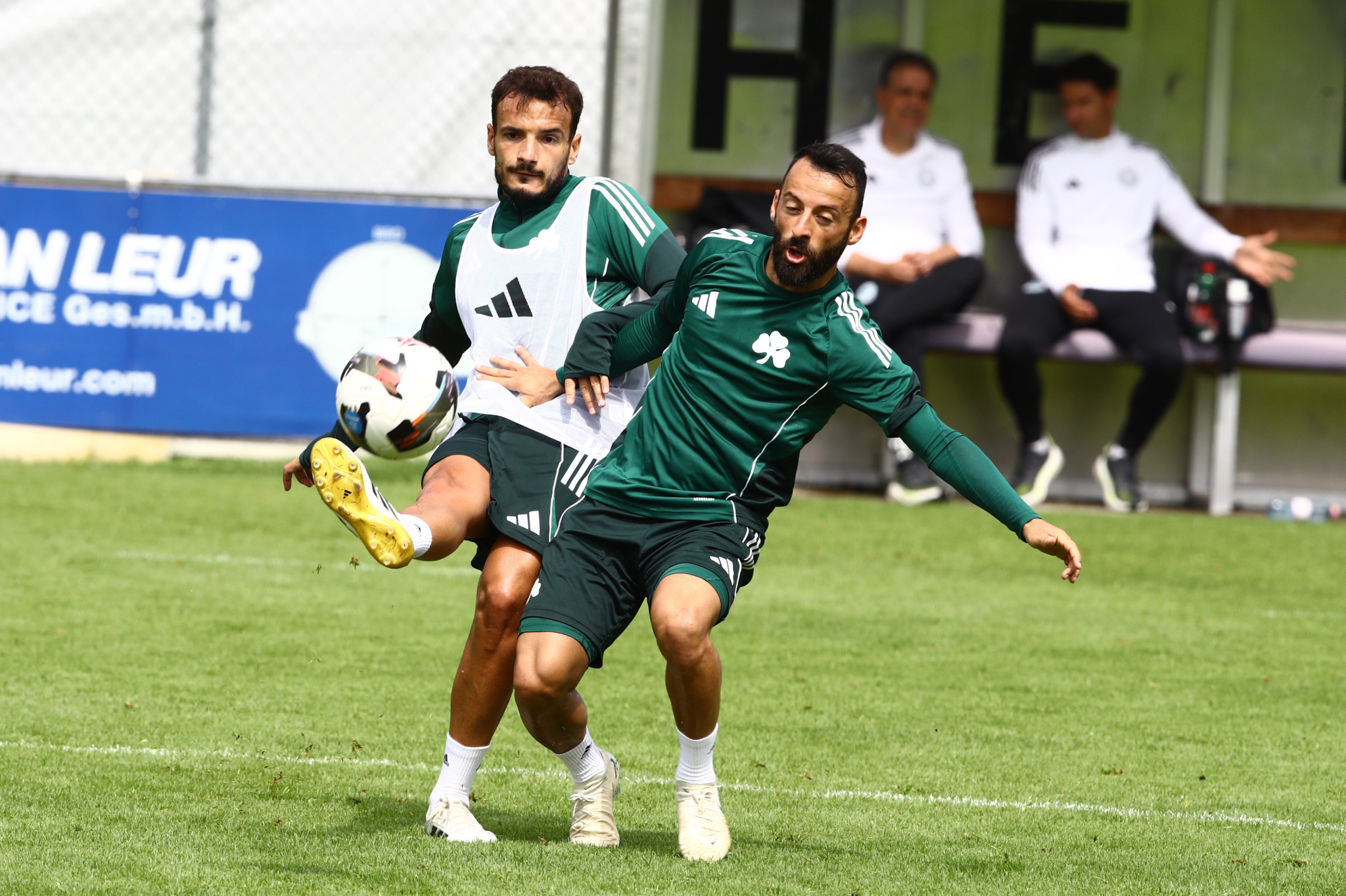 Ο Βιτόρια σχηματοποιεί γύρω απ' τον Τσιριβέγια τον άξονα του Παναθηναϊκού ενόψει Ρέιντζερς