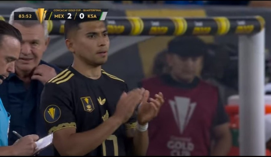 Στα ημιτελικά του Gold Cup το Μεξικό του Πινέδα