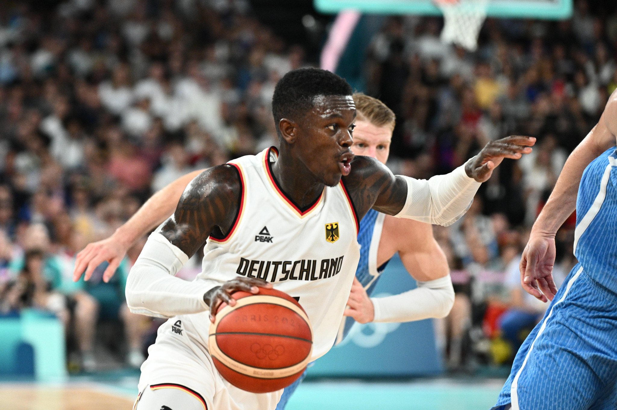 Η FIBA απέβαλε τον φίλαθλο που επιτέθηκε ρατσιστικά στον Σρέντερ