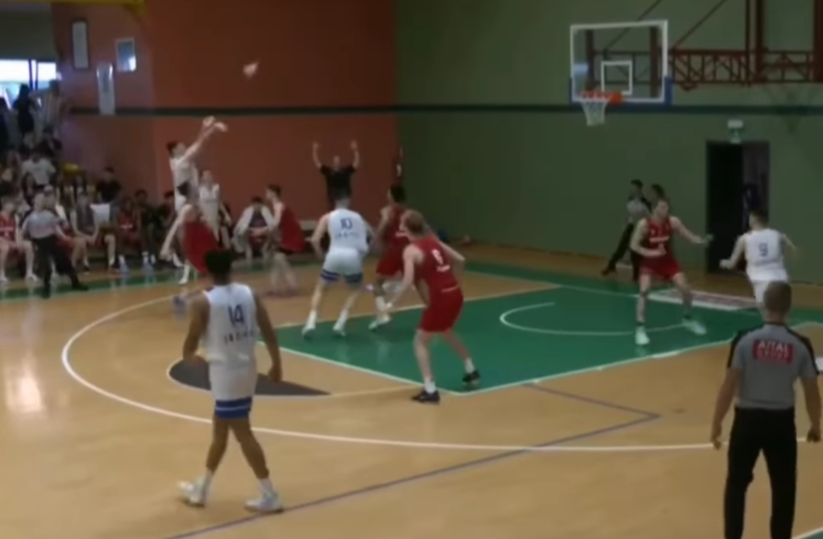 H καλαθάρα του Αβδάλα που χάρισε τη νίκη στην Εθνική Νέων κόντρα στη Γερμανία (video)