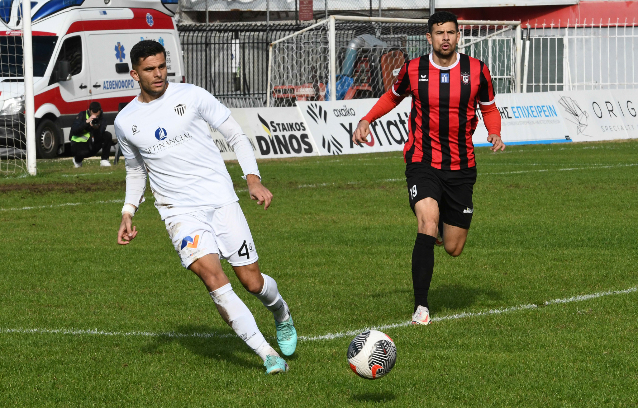 Η Καλαμάτα «έδεσε» τον Στρούγγη για τρία χρόνια