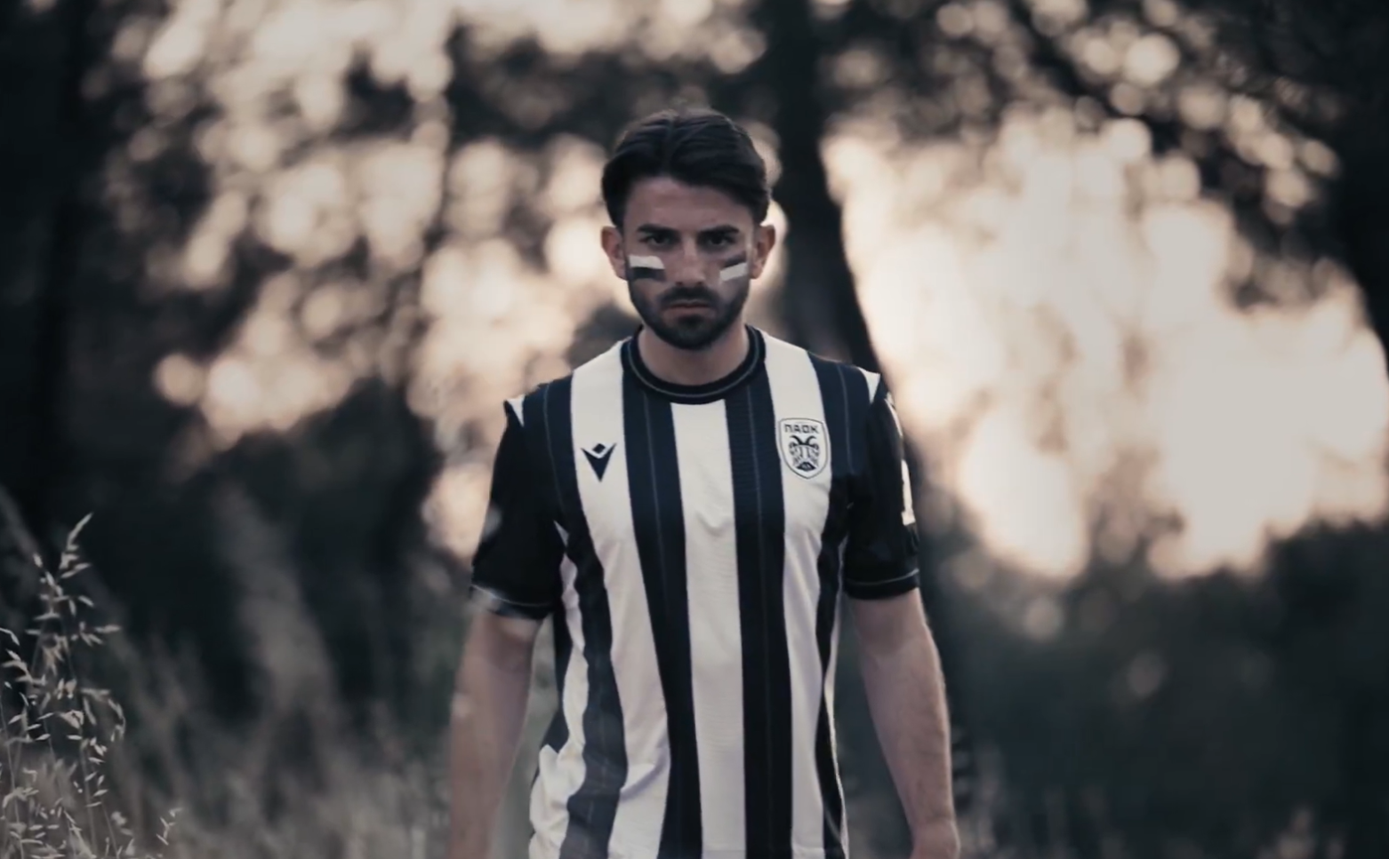 «He is ready to conquer» - Με στίχους και γκάιντες η παρουσίαση του Τέιλορ στον ΠΑΟΚ (video)