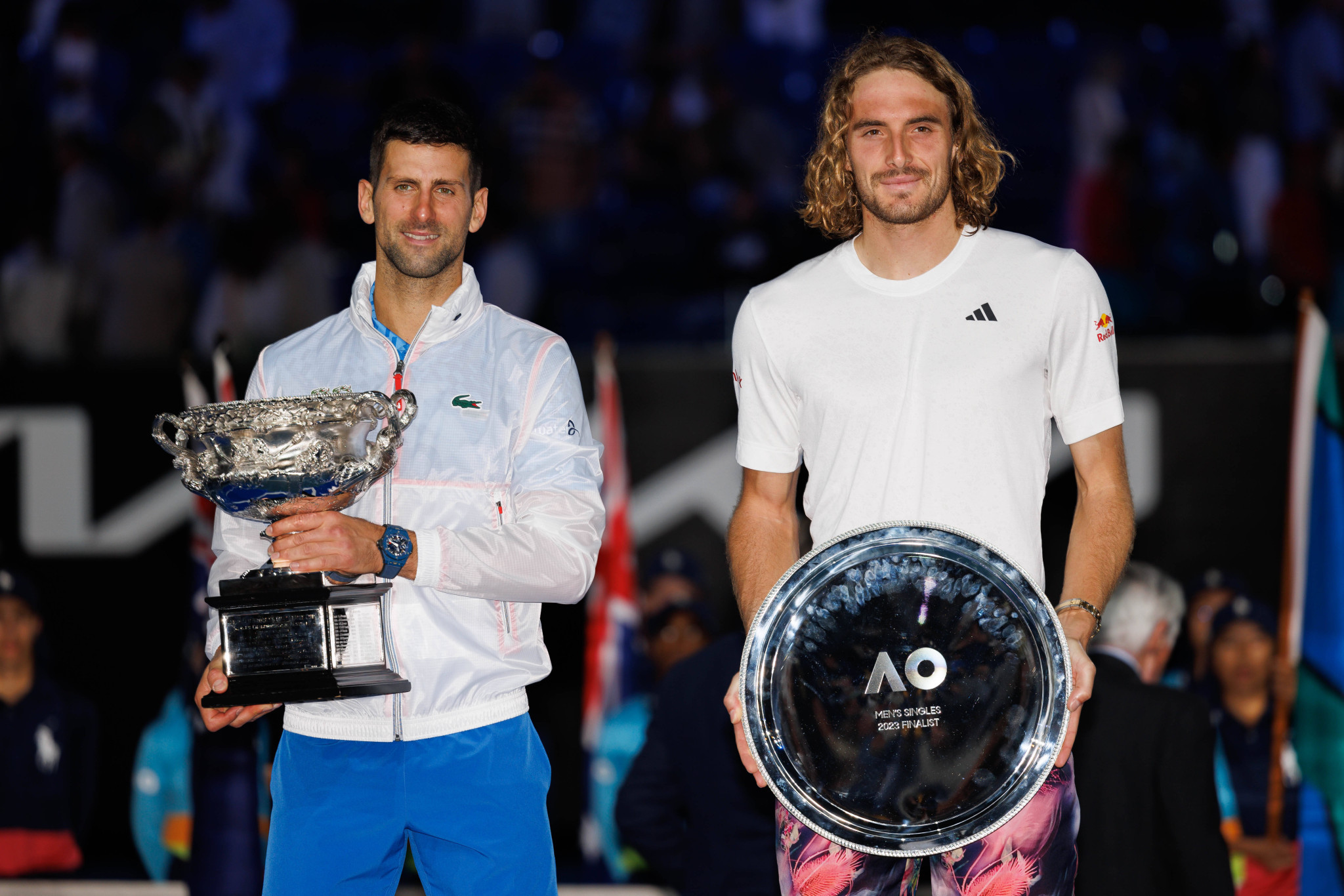 «Πότε ανοίγουμε ταβέρνα;» - Ο Τσιτσιπάς «τρολάρει» τον Τζόκοβιτς για τη μετακόμισή του στην Αθήνα