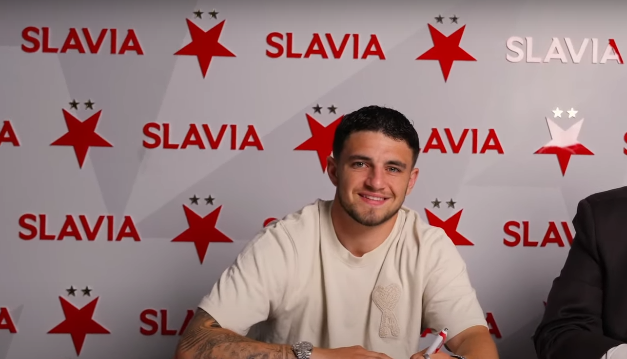 Ανανέωσε με τη Σλάβια Πράγας ως το 2028 ο Ζαφείρης