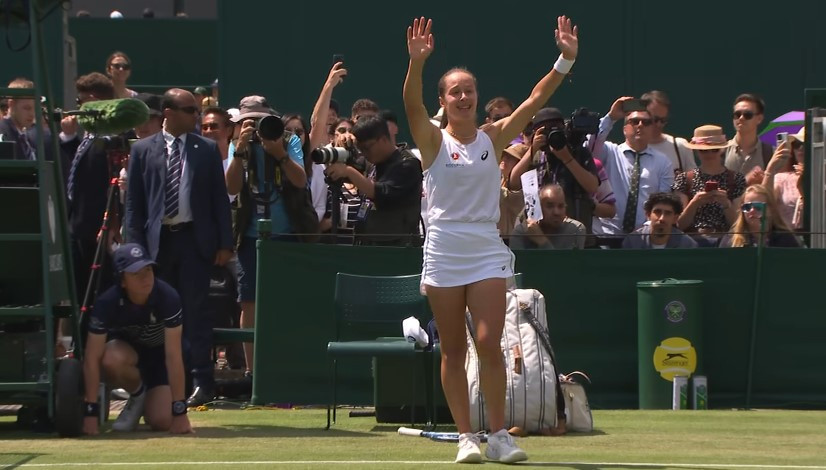 Ζεϊνέπ Σονμέζ: Η πρώτη Τουρκάλα τενίστρια που προκρίθηκε σε τρίτο γύρο Grand Slam