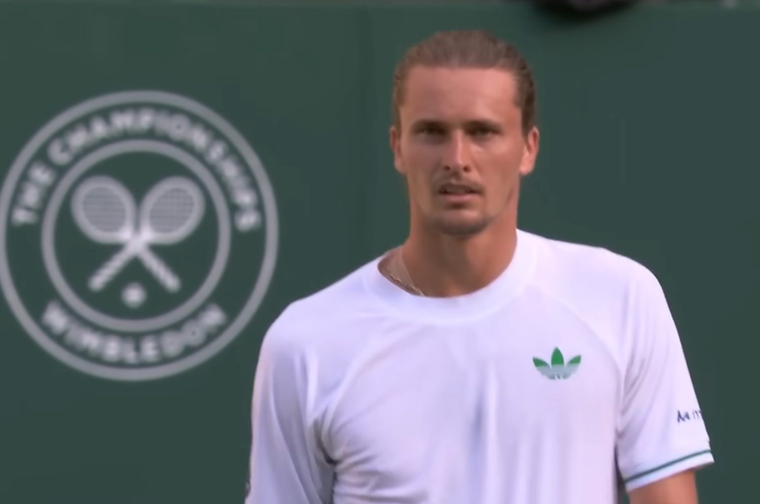 Άνδρας φίλαθλος έκανε πρόταση γάμου στον Ζβέρεφ - Η επική απάντηση του Γερμανού (video)