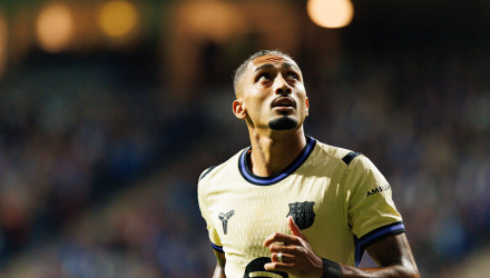 «Ζητούσα φαγητό στο δρόμο - Οι φίλοι μου κατέληξαν στο έγκλημα» - Η συγκλονιστική ιστορία του σταρ της Μπαρτσελόνα