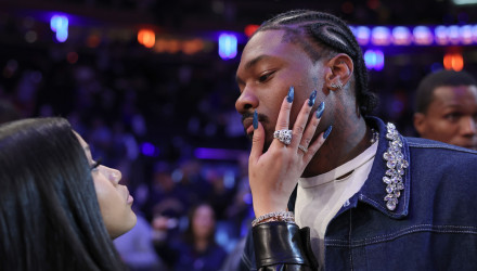 Ο σταρ του NFL που μέσα σε ένα χρόνο έκανε παιδί με την Cardi B και αλλά τρία με ερωμένες του