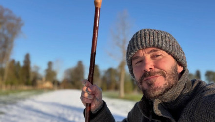 Συγκινεί ο Μπέκαμ: Έστειλε το πιο διακριτικό μήνυμα αγάπης στον αποξενωμένο του γιο (photo)