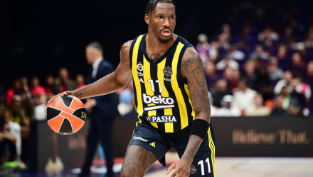 Ο Γιαννακόπουλος «τρελάθηκε»: Αυτό είναι το μυθικό συμβόλαιο του Χέιζ-Ντέιβις στον Παναθηναϊκό!