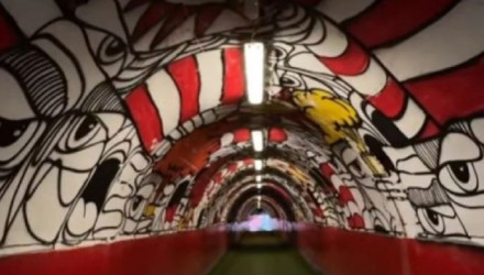 Το «τούνελ του τρόμου» - Σε ποιο ποδοσφαιρικό γήπεδο βρίσκεται, γιατί αγχώνει τους αντιπάλους (video)