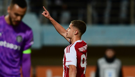 Ο Ταρέμι... πάσαρε στον Μουζακίτη το πέναλτι για το 0-3 του Ολυμπιακού με ΟΦΗ (video)