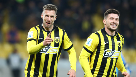 Τι κάνει στα ντέρμπι η ΑΕΚ όταν παίζει με Βάργκα - Γιόβιτς στην κορυφή