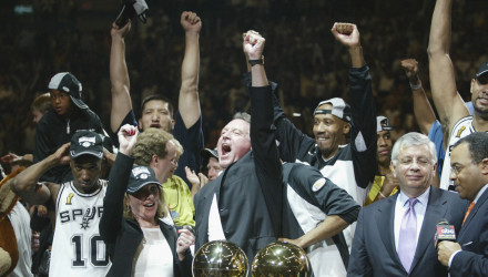 Στα δικαστήρια ο πρώην ιδιοκτήτης των Σπερς - Καταγγελίες για λαθρεμπόριο και διακίνηση ναρκωτικών