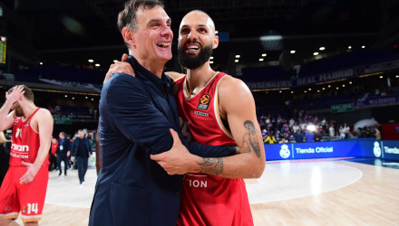 Το ποσοστό επιτυχίας του Ολυμπιακού με Μπαρτζώκα στα playoffs και οι «κολασμένες» σειρές