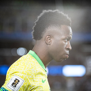 «Δεν είσαι ο Νεϊμάρ» - Ευθείες βολές προς τον Βινίσιους