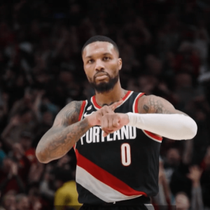 Η απόδοση του τραυματία Λίλαρντ να κερδίσει τον διαγωνισμό τριπόντων!