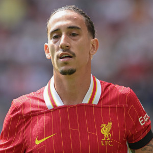 Προχωράει του Ρόμπερτσον στην Τότεναμ και ο Τσιμίκας ετοιμάζεται για επιστροφή στη Λίβερπουλ