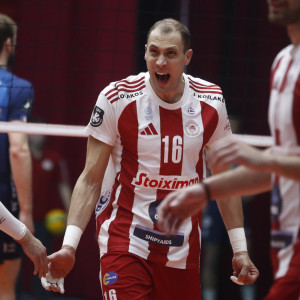 Ο Ατανασίεβιτς θα συνεχίσει στο Κατάρ