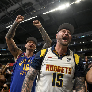 Ποιος είδε τον Στραχίνια και δεν τον φοβήθηκε: Ο αδερφός του Γιόκιτς συνεχίζει να... εκφοβίζει το ΝΒΑ (video)