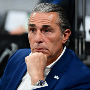 «Μαύρα» σύννεφα πάνω απ' το κεφάλι του Σκαριόλο - Τον γιούχαραν στη Μαδρίτη παρά τη νίκη της Ρεάλ