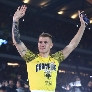 Σιμάνσκι: «Οταν χάναμε ο πρόεδρος ήθελε να στείλει παίκτες στη β' ομάδα, είχαμε μια τζέντλεμαν συμφωνία με τον Ηλιόπουλο»