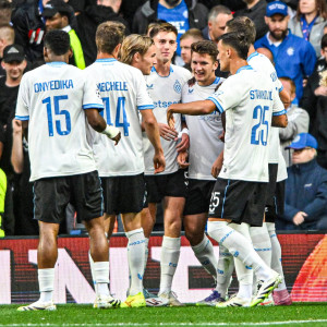 Πάρτι της Μπριζ στο Καζακστάν με τεσσάρα στην Καϊράτ