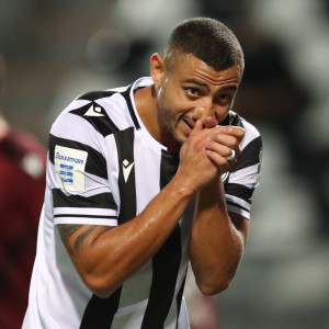 Τέλος σεζόν για Γιακουμάκη! - Πρόβλημα και με Λόβρεν ενόψει τελικού