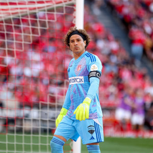 Τίτλους τέλους για τον σπουδαίο Οτσόα: Παίζει το έκτο του Μουντιάλ και αποσύρεται