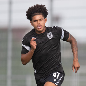 «Τβέντε και Άλκμααρ για Σορετίρε!»