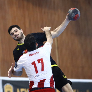 Live: ΑΕΚ-Ολυμπιακός για τον τελικό Κυπέλλου χάντμπολ