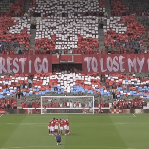 Μαχαίρωσαν τον άνθρωπο που είχε τη Νότιγχαμ Φόρεστ πριν τον Βαγγέλη Μαρινάκη