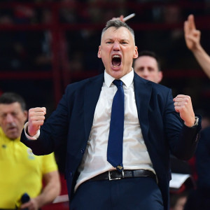 Ο Γιασικεβίτσιους ανανέωσε για 3 χρόνια με την Φενέρμπαχτσε