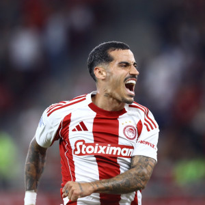 Ο Τσικίνιο ανανέωσε με τον Ολυμπιακό