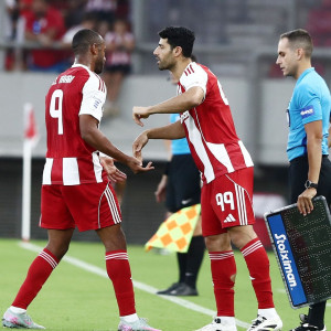 «Πονοκέφαλος» στον Ολυμπιακό με τους μη κοινοτικούς ποδοσφαιριστές