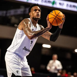 Ο ΠΑΟΚ εκτέλεσε μόνο τέσσερις βολές στο πρώτο ημίχρονο με τη Μούρθια