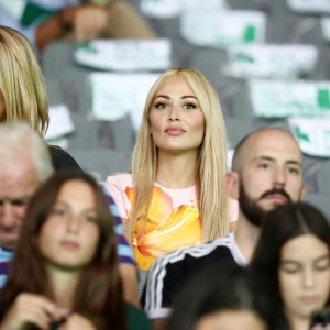 Η Βουλγαράκη απάντησε στις κατηγορίες για επίδειξη πλούτου επειδή έδειξε το σπίτι της με τον Ιωαννίδη