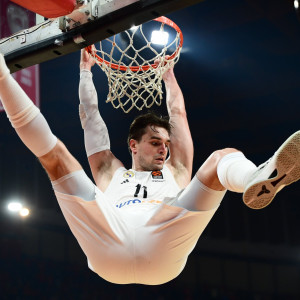 Ο Χεζόνια άλλαξε ατζέντη: Ο Ραζνάτοβιτς ανέλαβε τον Κροάτη