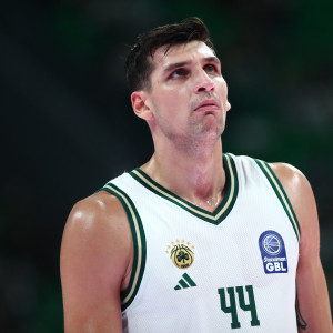 Μήτογλου: «Όταν είμαστε με την πλάτη στον τοίχο παίζουμε καλύτερο μπάσκετ» (video)