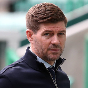 «Πυρά» Τζέραρντ εναντίον Σλοτ: «Σταμάτα τις δικαιολογίες και βρες λύσεις»